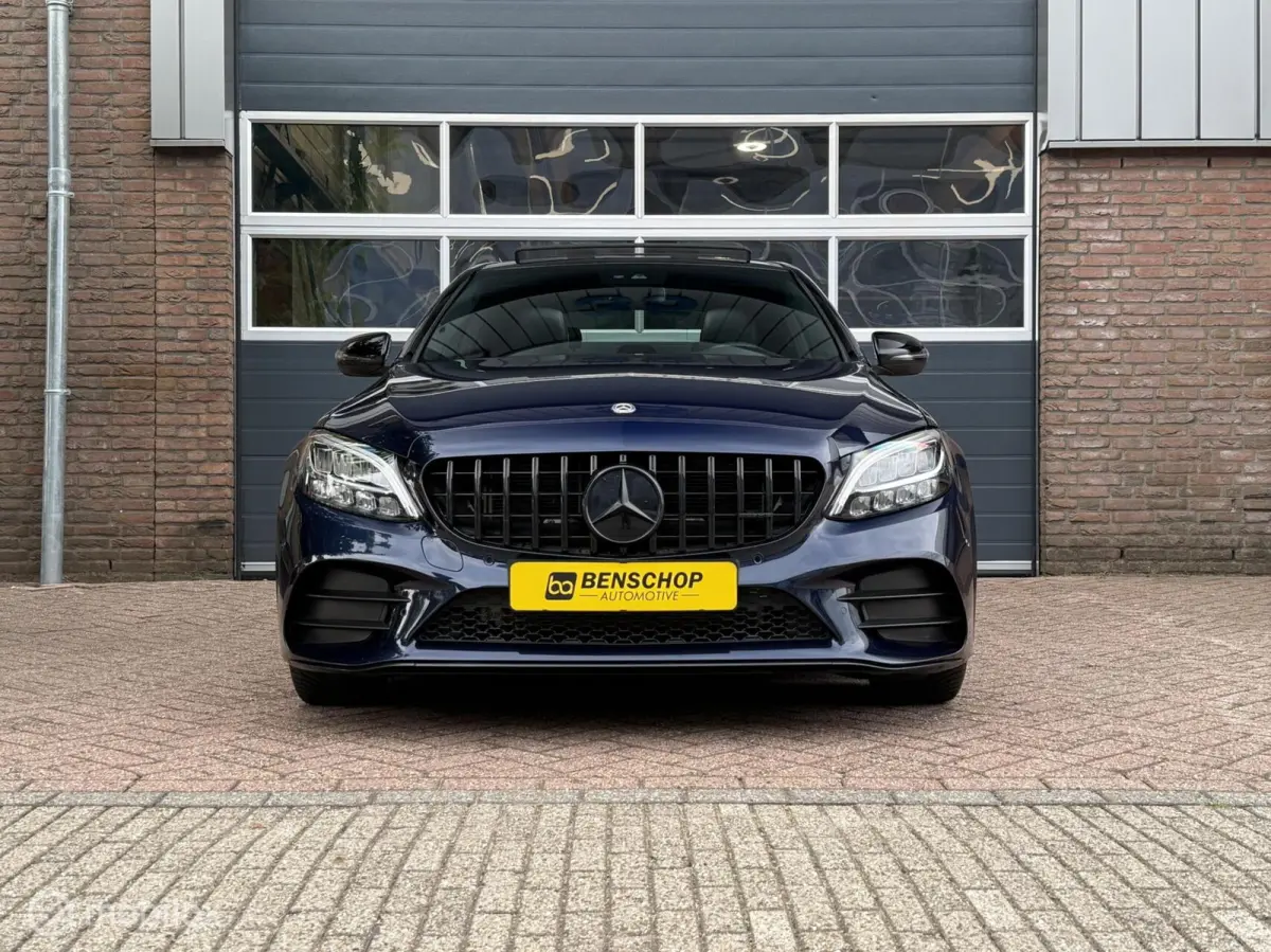 300 Amg Performance Panodak Leer Navi Carplay Virtual Burmeister
