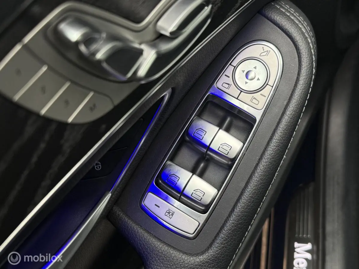 300 Amg Performance Panodak Leer Navi Carplay Virtual Burmeister