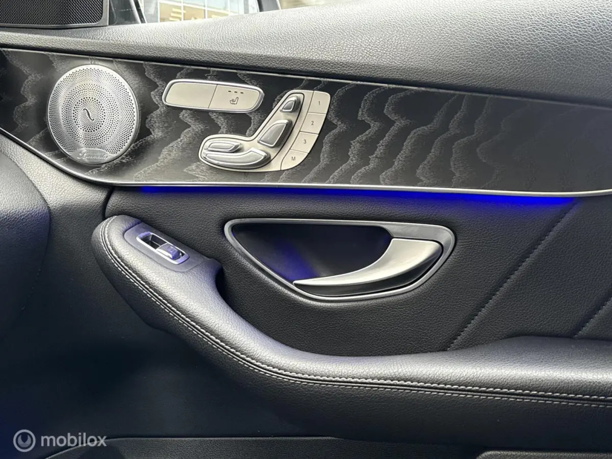 300 Amg Performance Panodak Leer Navi Carplay Virtual Burmeister