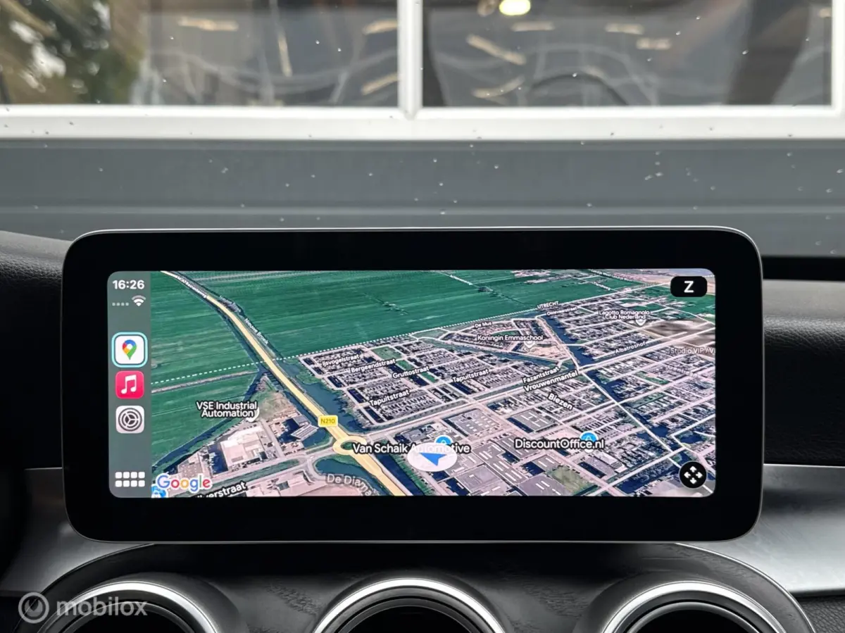 300 Amg Performance Panodak Leer Navi Carplay Virtual Burmeister