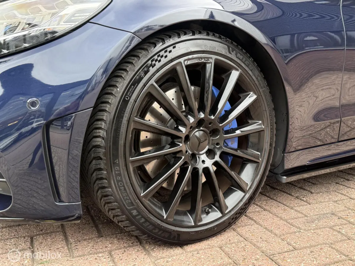 300 Amg Performance Panodak Leer Navi Carplay Virtual Burmeister