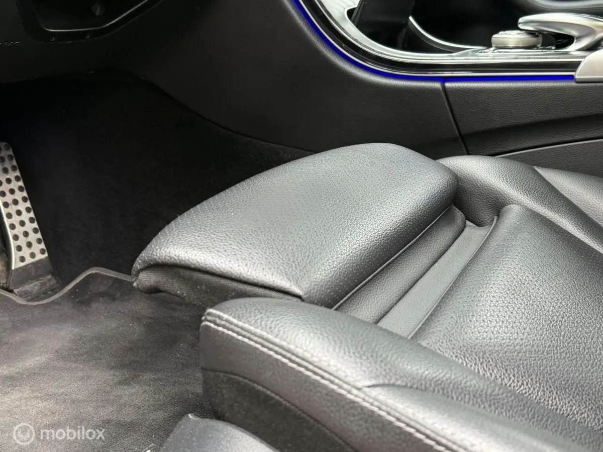 300 Amg Performance Panodak Leer Navi Carplay Virtual Burmeister