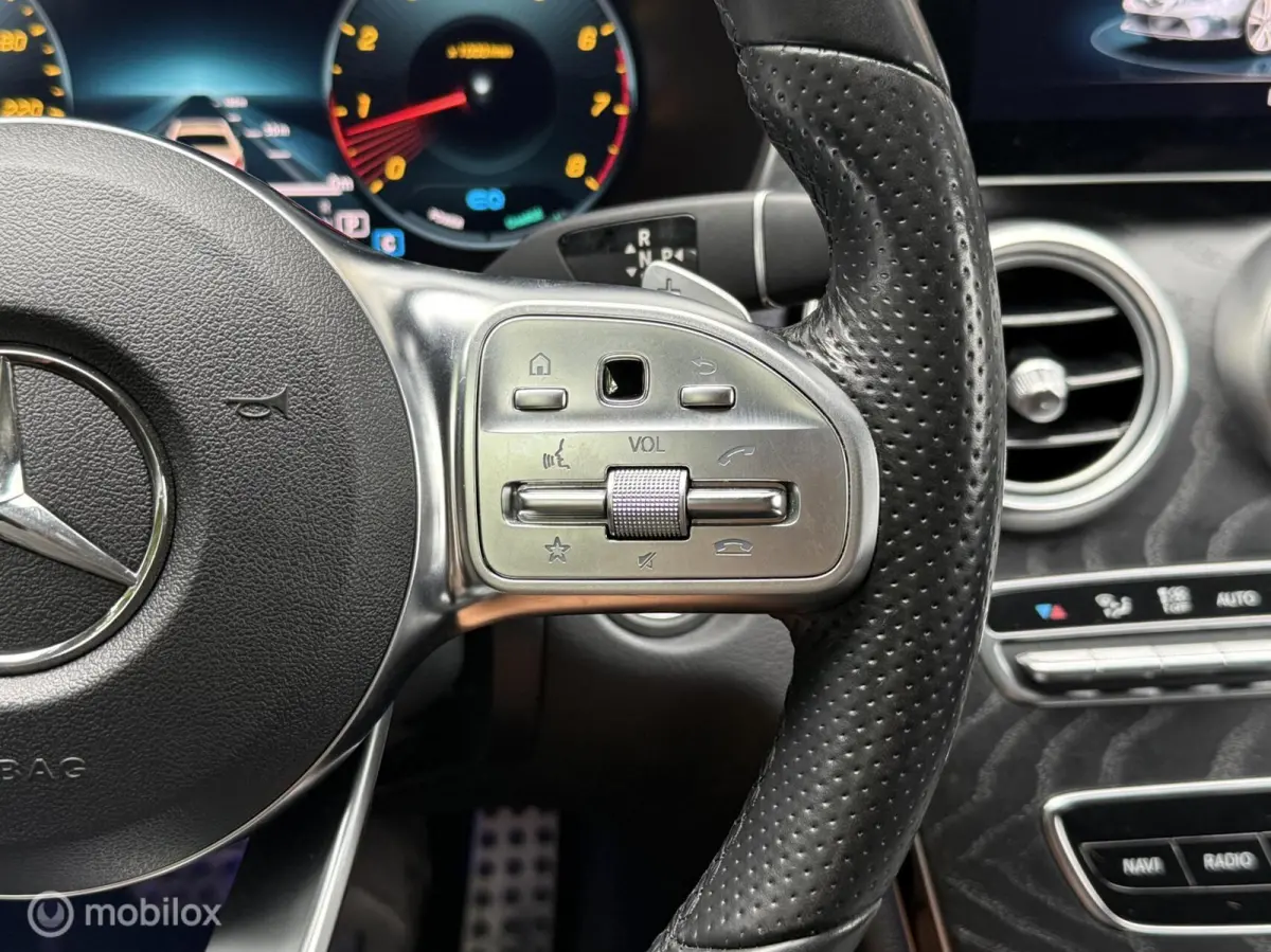 300 Amg Performance Panodak Leer Navi Carplay Virtual Burmeister