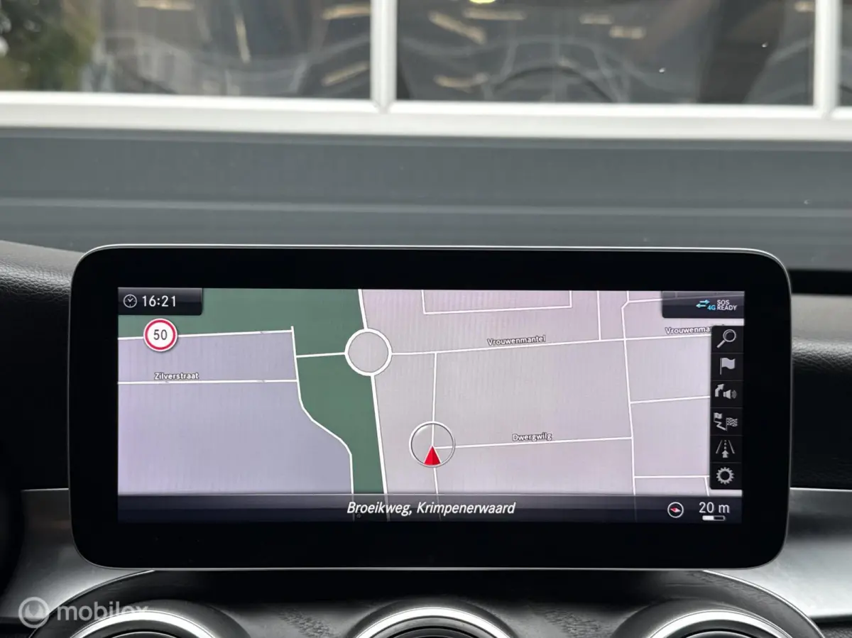 300 Amg Performance Panodak Leer Navi Carplay Virtual Burmeister