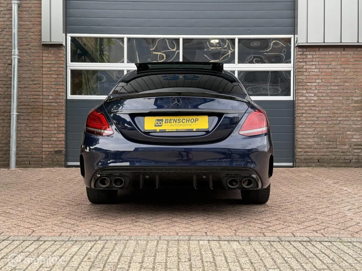 300 Amg Performance Panodak Leer Navi Carplay Virtual Burmeister