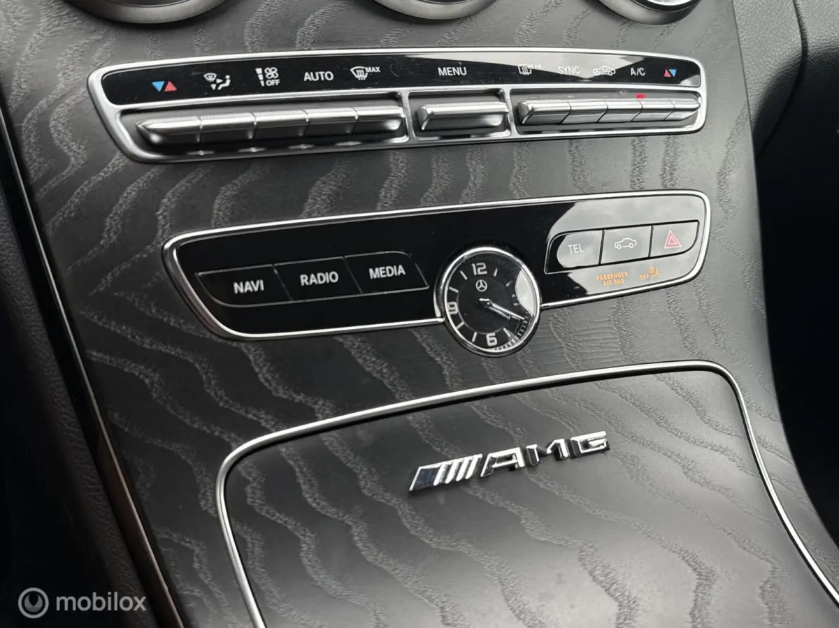 300 Amg Performance Panodak Leer Navi Carplay Virtual Burmeister