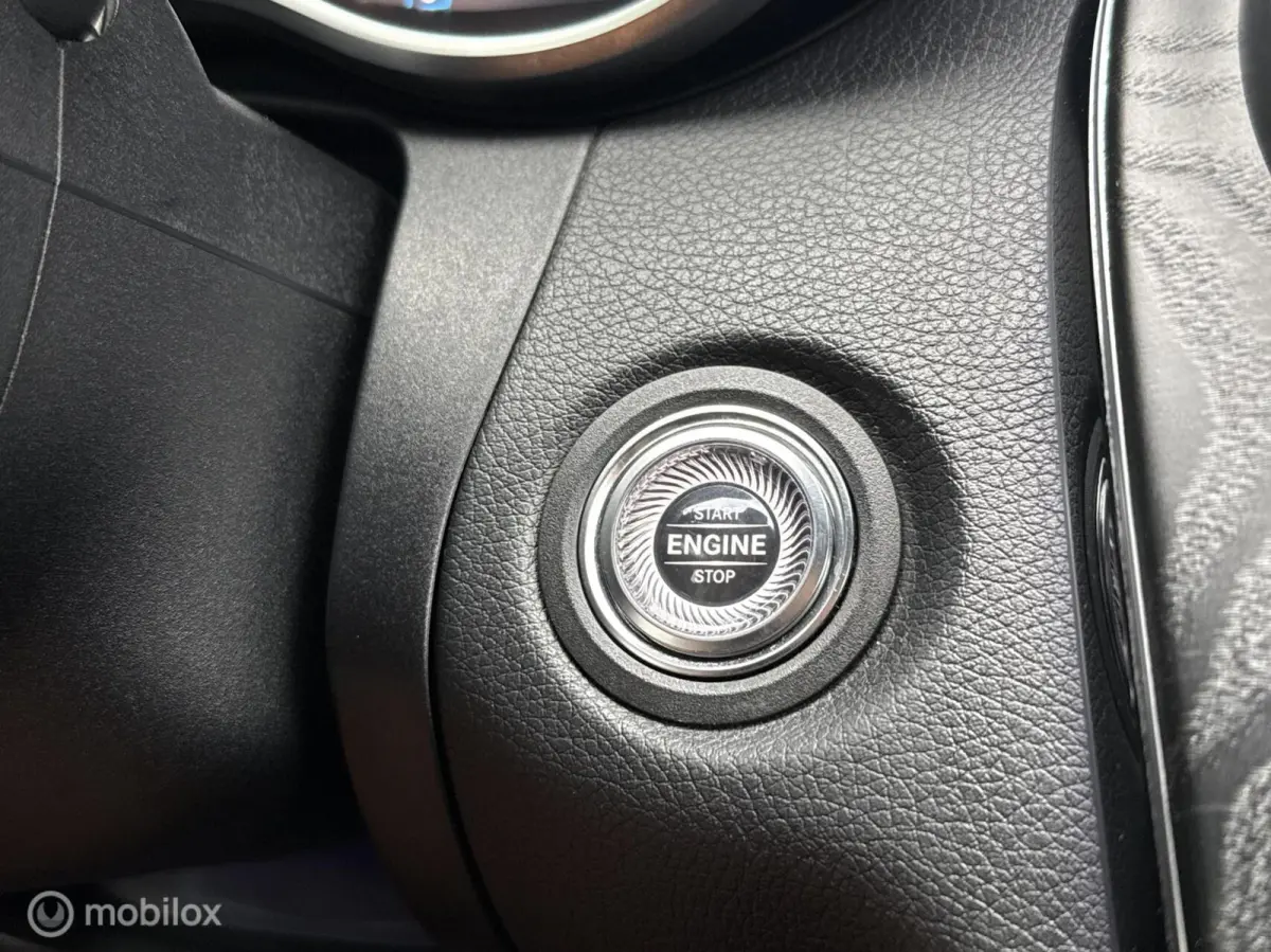 300 Amg Performance Panodak Leer Navi Carplay Virtual Burmeister