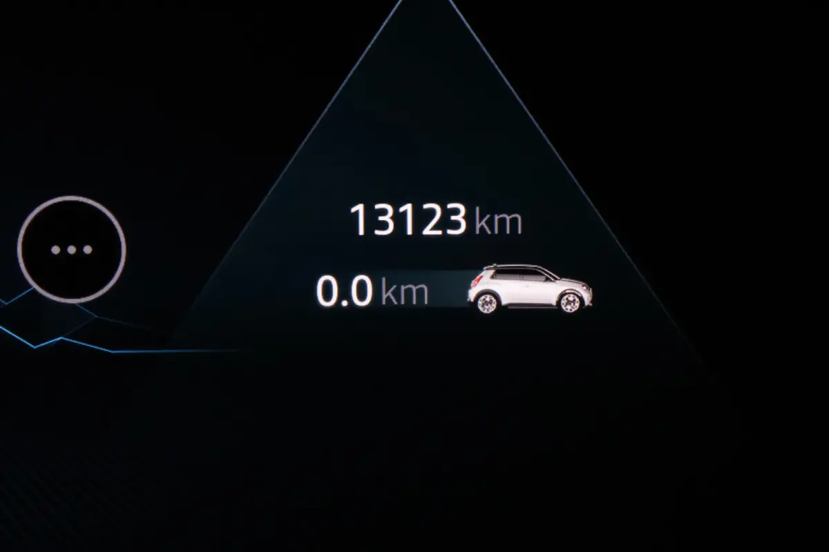 GT Premium 52 kWh Pack Driving | Pack Safety | Devialet