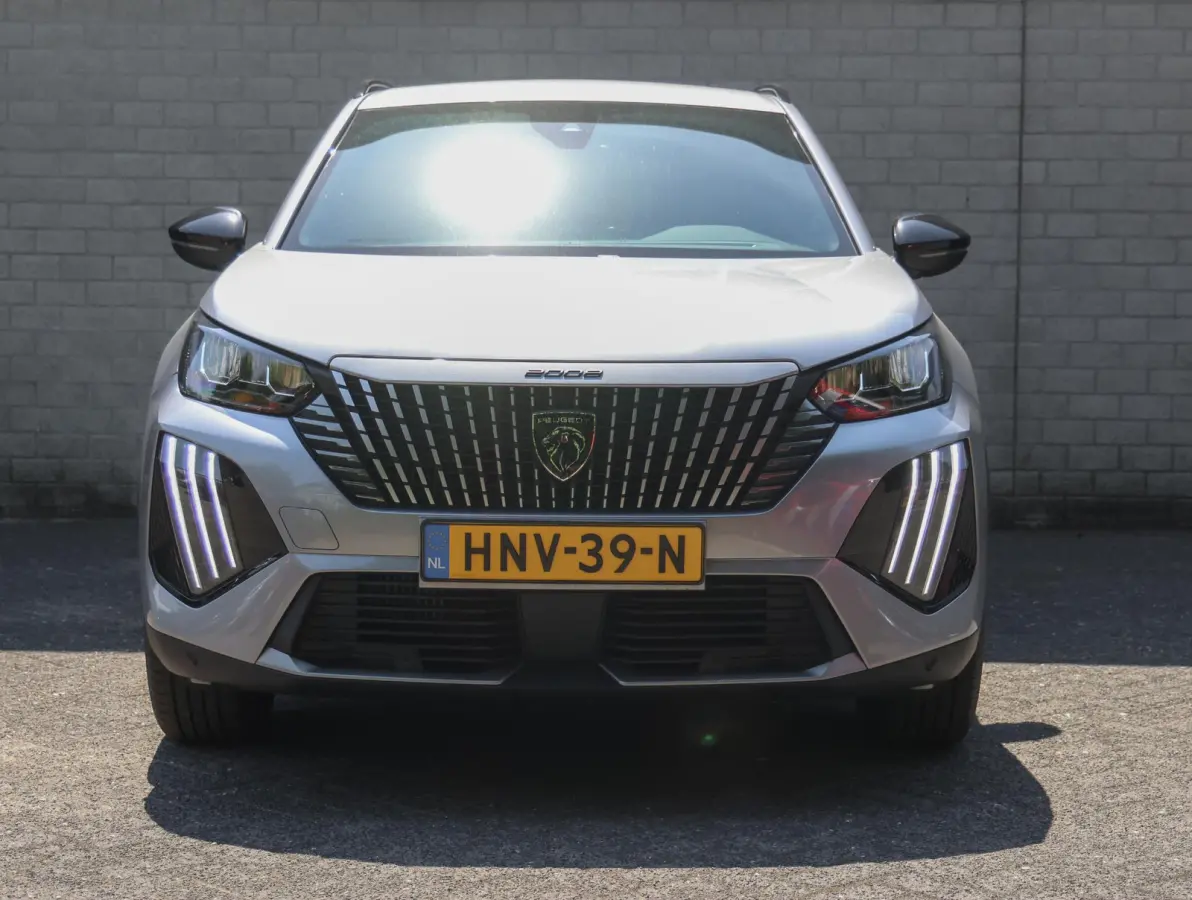 SUV 1.2 100pk Allure | Navigatie | Climate Control | Cruise Control | Parkeersensoren