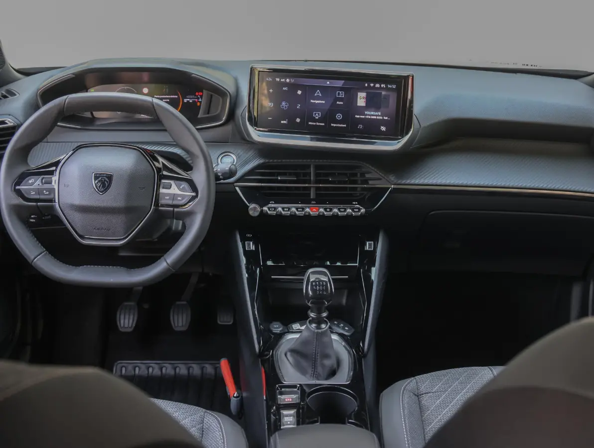 SUV 1.2 100pk Allure | Navigatie | Climate Control | Cruise Control | Parkeersensoren