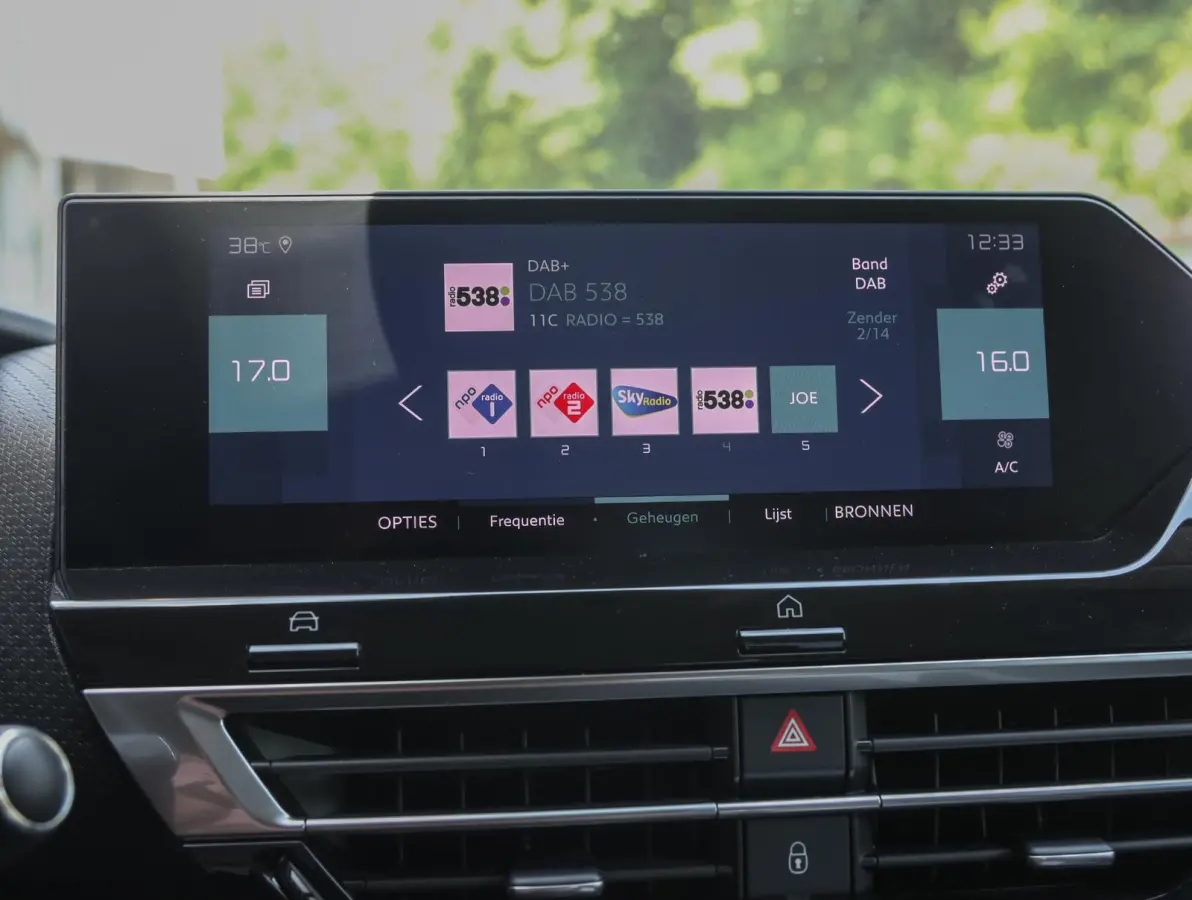 Shine 50 kWh 136pk | Accu 92% | Camera | Adaptive Cruise Control | Navigatie