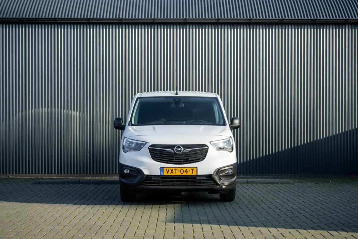 **1.5D L1H1 | Cruise | Airco | Automaat | Stuurverw. | Schuifdeur**