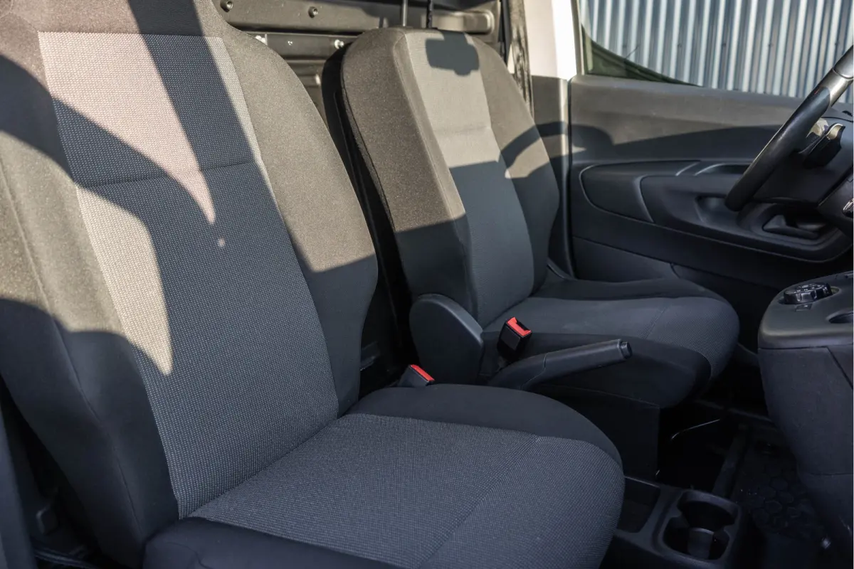 **1.5D L1H1 | Cruise | Airco | Automaat | Stuurverw. | Schuifdeur**