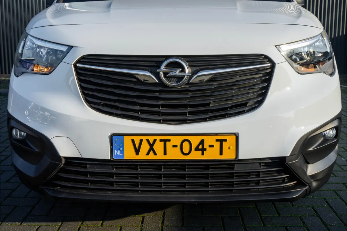 **1.5D L1H1 | Cruise | Airco | Automaat | Stuurverw. | Schuifdeur**