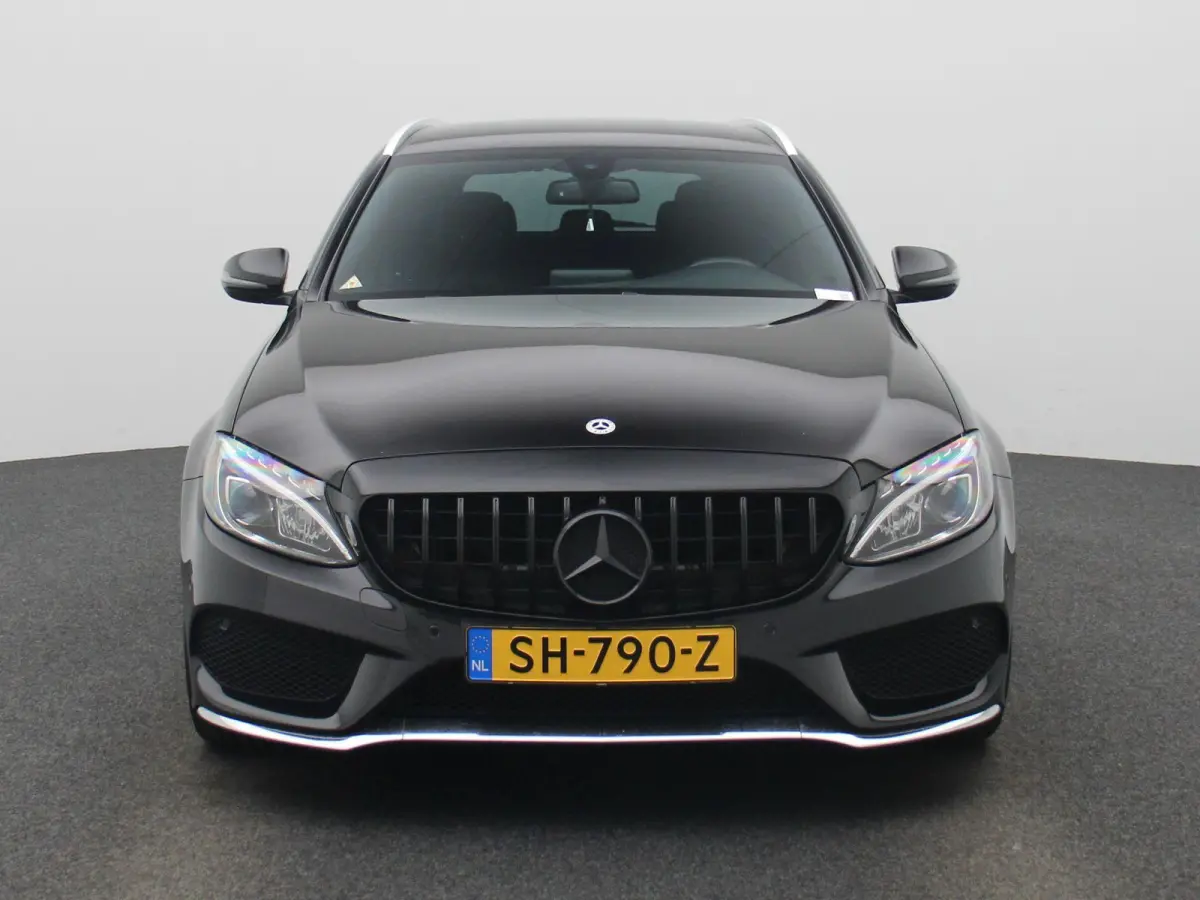 180 Sport Edition Premium Plus | Automaat | Apple Carplay | Camera | Parkeersensoren | Stoelverwarming |