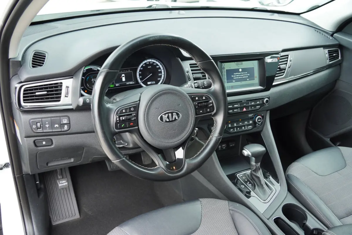 1.6 GDi Hybrid 2018|DynamicLine|Navi|Camera|CarPlay|Android|Clima