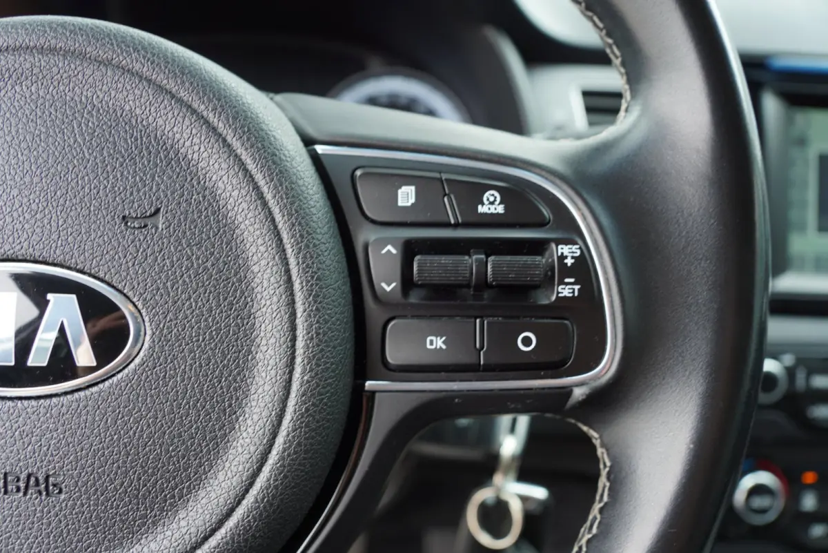 1.6 GDi Hybrid 2018|DynamicLine|Navi|Camera|CarPlay|Android|Clima