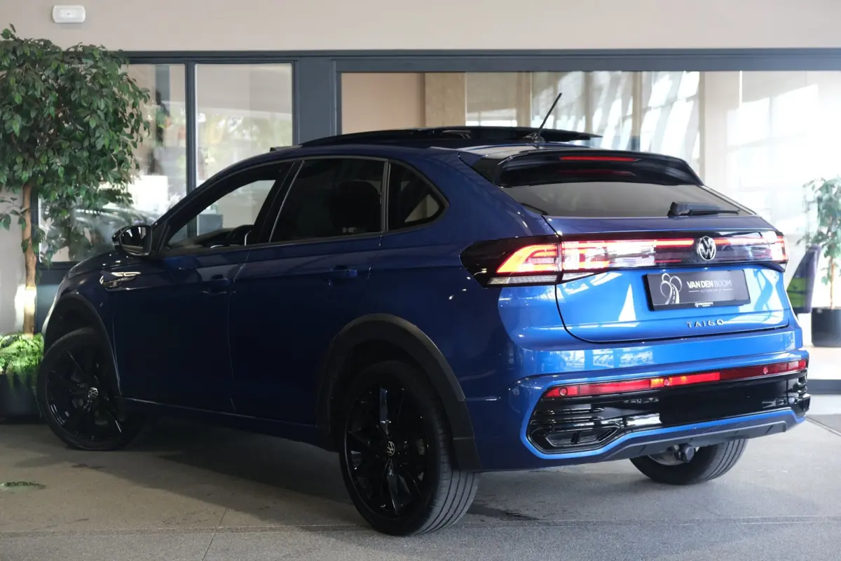 1.5 TSI 150PK 2x R-Line DSG Pano IQ Matrix Black Style Trekhaak Virtual Navi