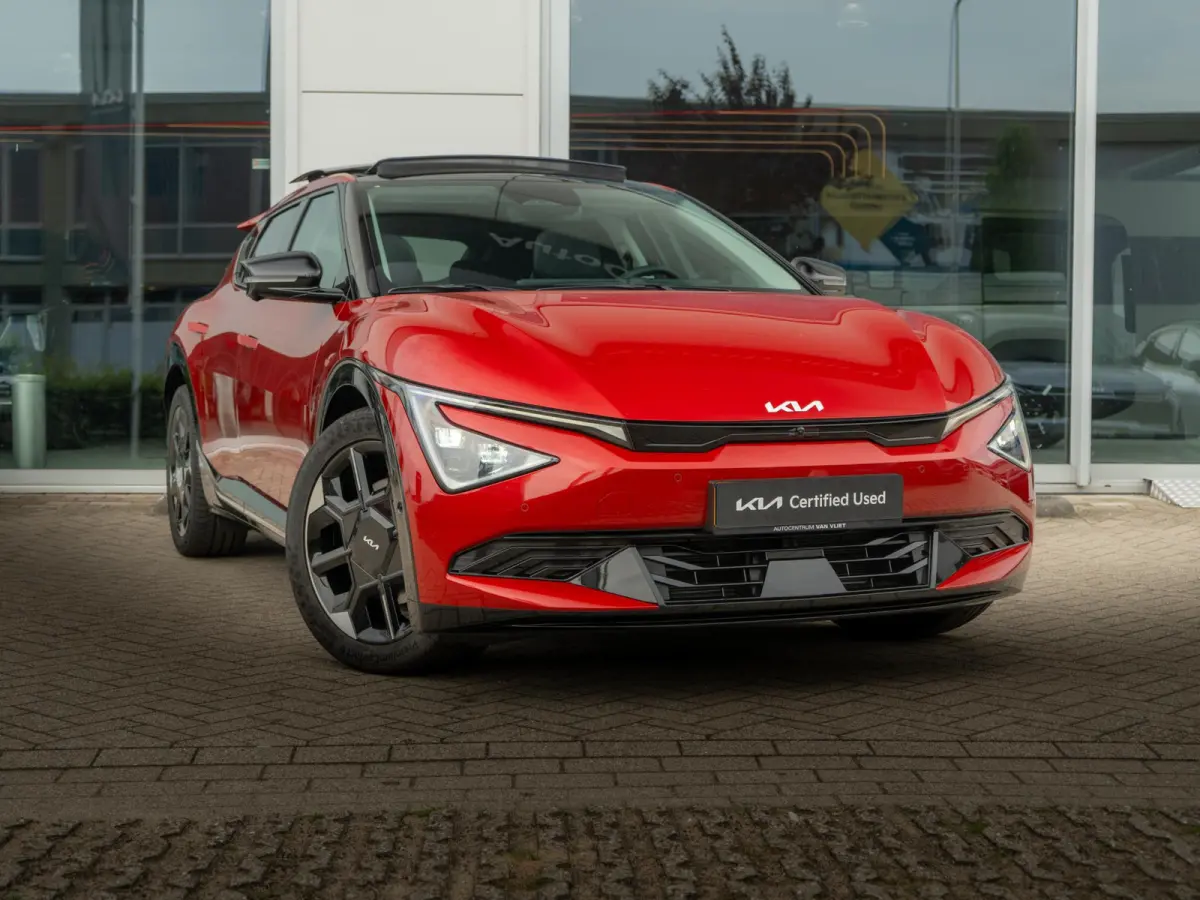Plus Advanced 84 kWh | Schuifkanteldak | Navigatie | Stoel en stuurverwarming |