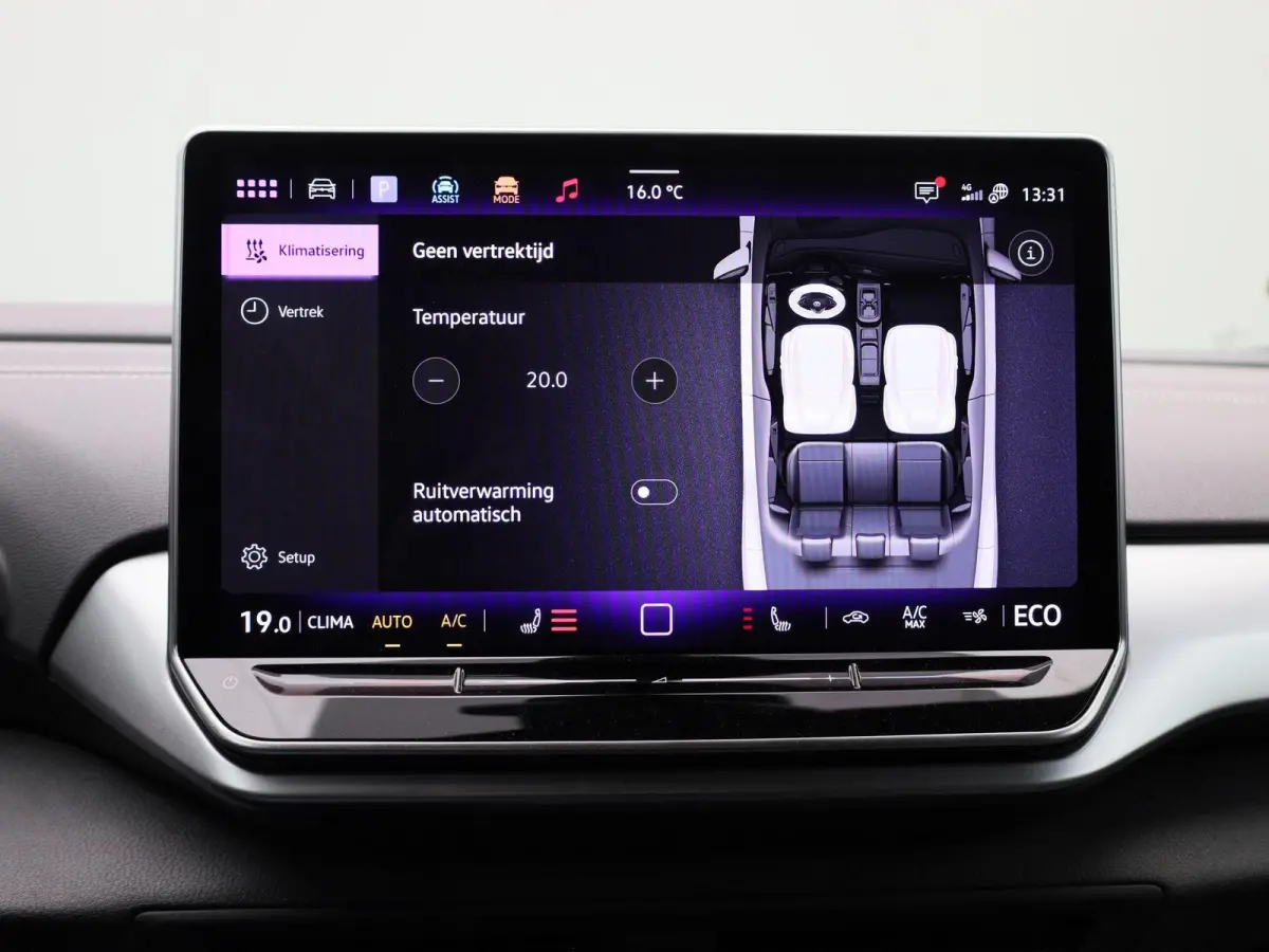 Pro 77 kWh | Navigatie | Apple Carplay | Adaptieve cruise control | Stoelverwarming | Stuur verwarming | Climate control | Parkeersensoren |
