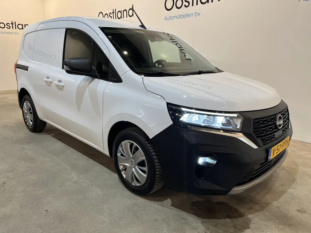 (Nissan Townstar) 1.3 L1 130 PK Benzine / Euro 6 / Airco / Cruise Control / CarPlay / Camera / Leder / 3-Zits / 31.000 KM !!