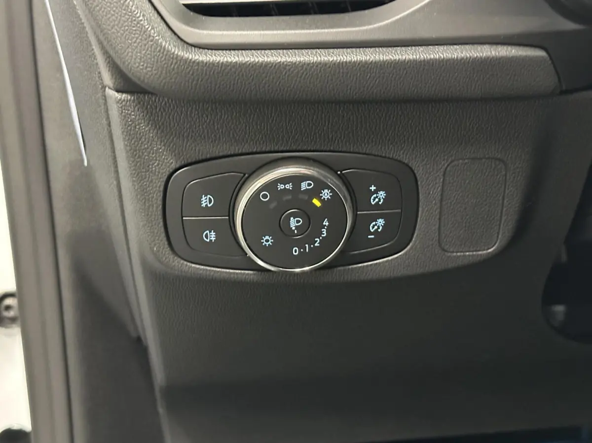 1.0 EcoBoost Hybrid Titanium X CAMERA CARPLAY NAVI CRUISE.