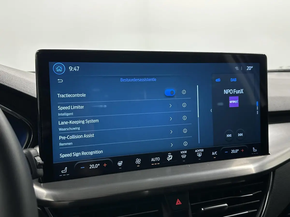1.0 EcoBoost Hybrid Titanium X CAMERA CARPLAY NAVI CRUISE.