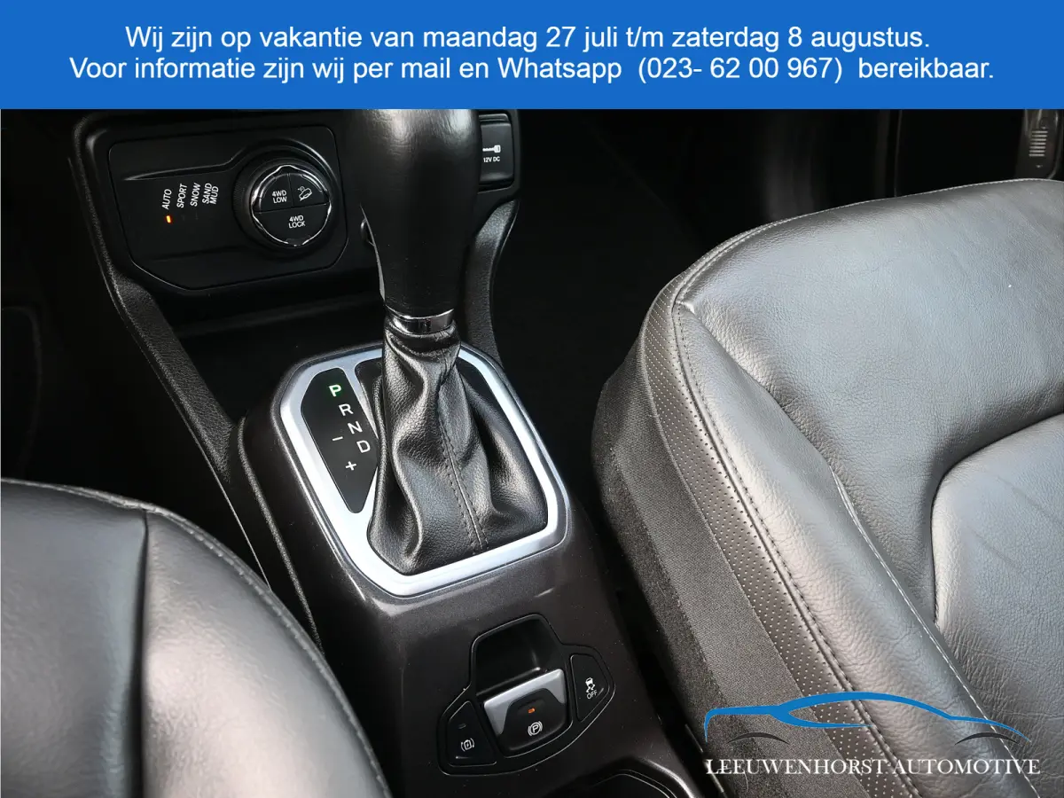 4xe 240 Plug-in Hybrid Electric S, pano, leer, adaptive cruise, camera, 2 x PDC