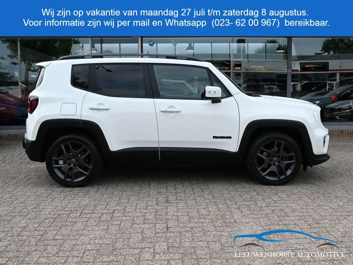 4xe 240 Plug-in Hybrid Electric S, pano, leer, adaptive cruise, camera, 2 x PDC