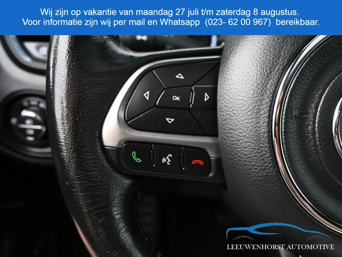 4xe 240 Plug-in Hybrid Electric S, pano, leer, adaptive cruise, camera, 2 x PDC