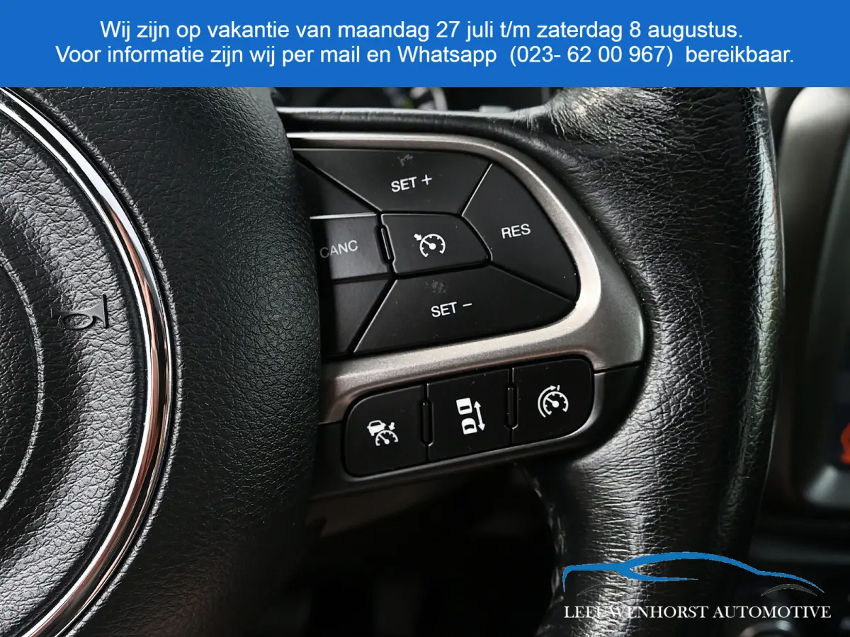 4xe 240 Plug-in Hybrid Electric S, pano, leer, adaptive cruise, camera, 2 x PDC