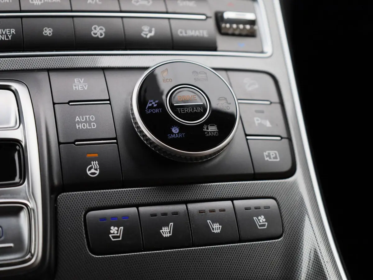 1.6 T-GDi Plug-in Hybrid 4x4 Shine Aut. | Automaat | Apple Carplay / Android Auto | Camera | Parkeersensoren | Sfeerverlichting | Panoramadak |