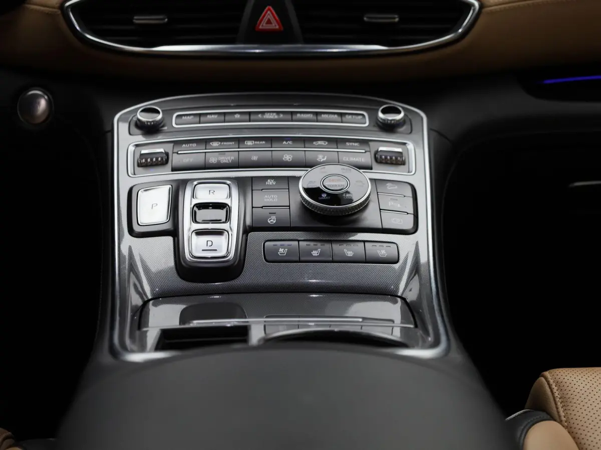1.6 T-GDi Plug-in Hybrid 4x4 Shine Aut. | Automaat | Apple Carplay / Android Auto | Camera | Parkeersensoren | Sfeerverlichting | Panoramadak |