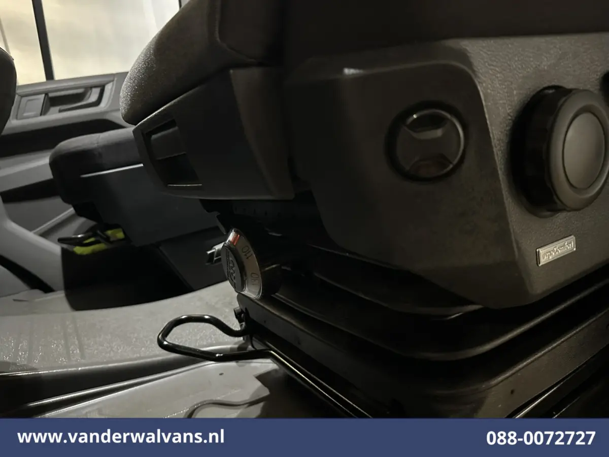2.0 TDI 141pk L3H3 L2H2 Euro6 Airco | Navigatie | Apple Carplay | Chauffeursstoel Android Auto, Standkachel, Parkeersensoren, 3000kg trekvermogen