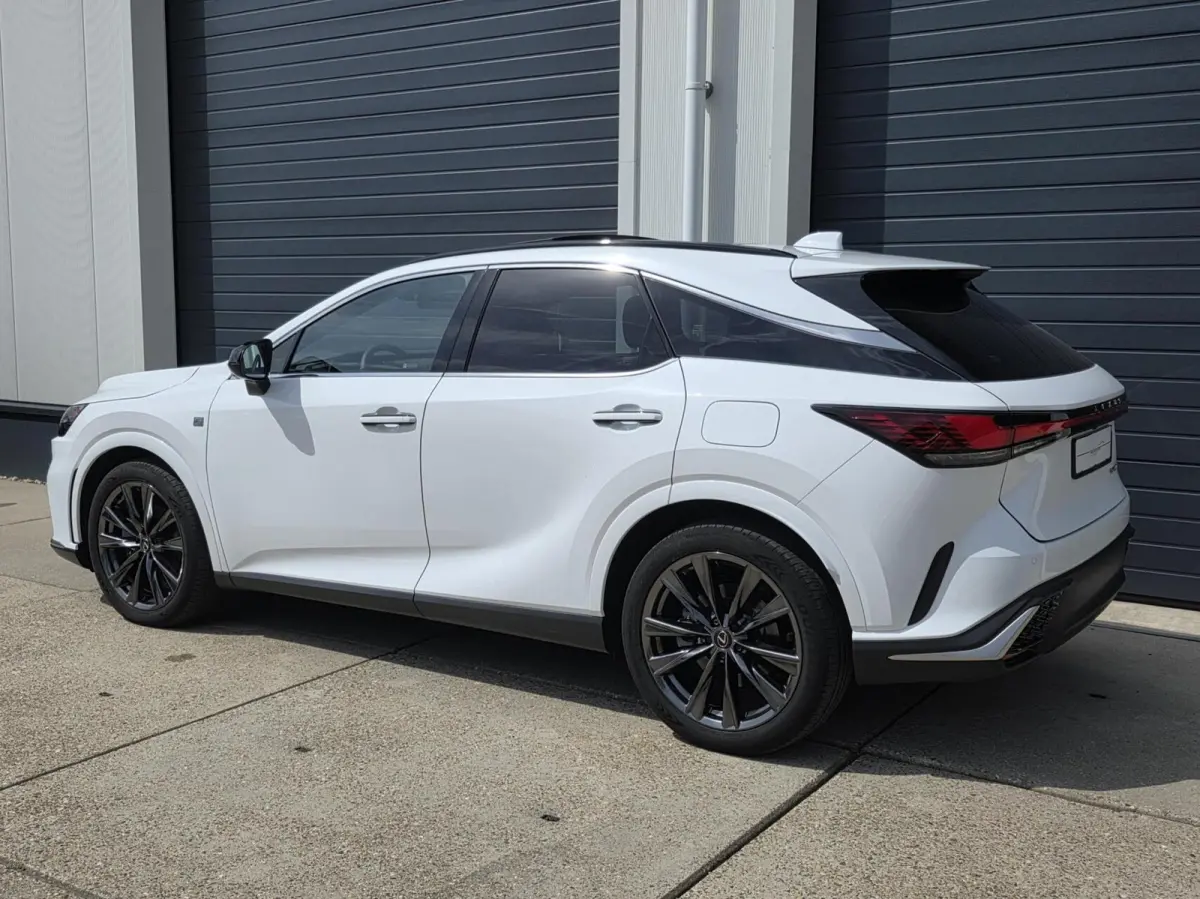450h+ Plug-in Hybrid F Sport | Full options
