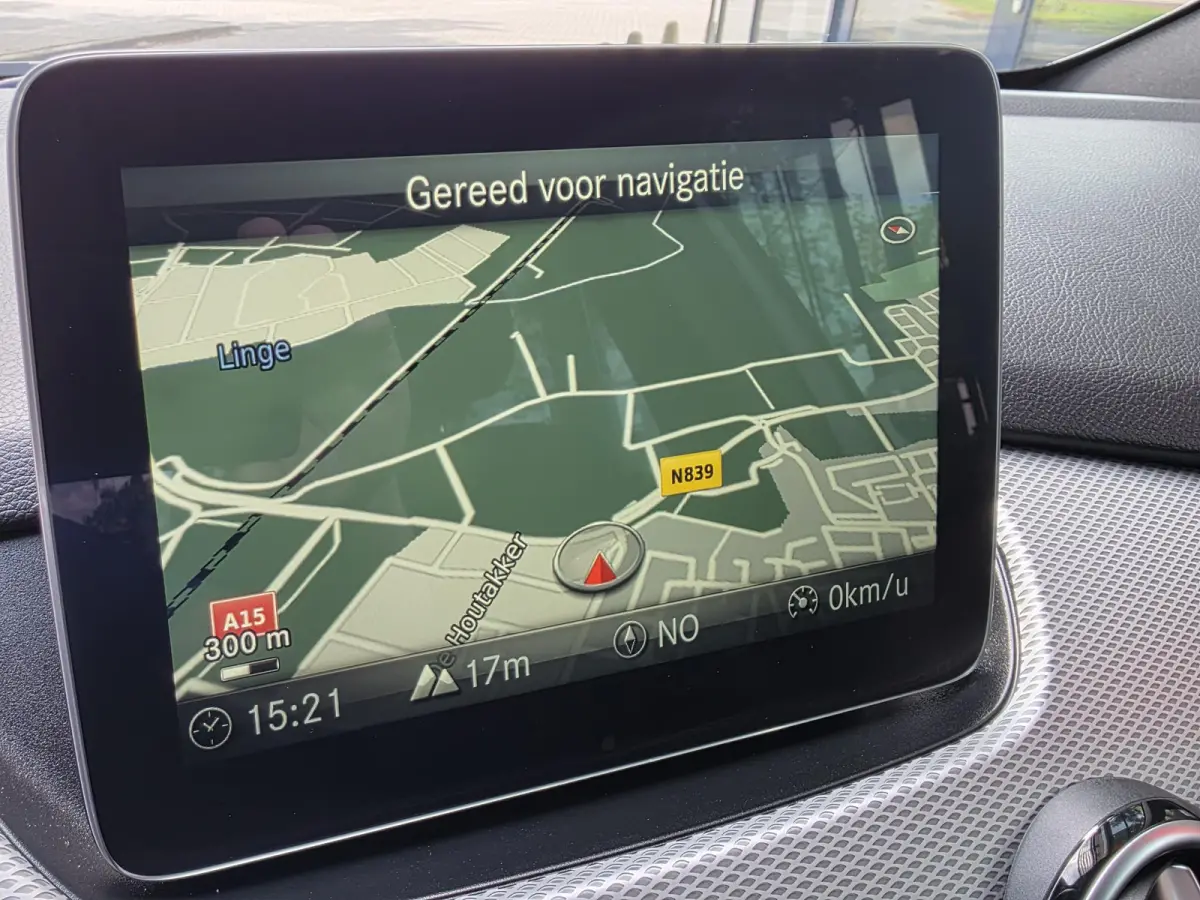 180 AUTOMAAT | Navigatie | LED | Afn. Trekhaak | Leer | Cruise Control | Parkeersensoren