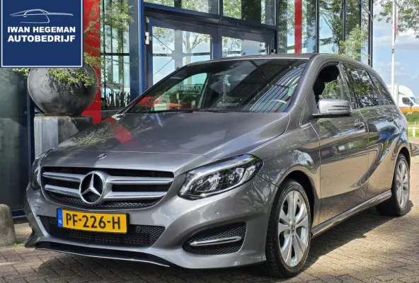 180 AUTOMAAT | Navigatie | LED | Afn. Trekhaak | Leer | Cruise Control | Parkeersensoren