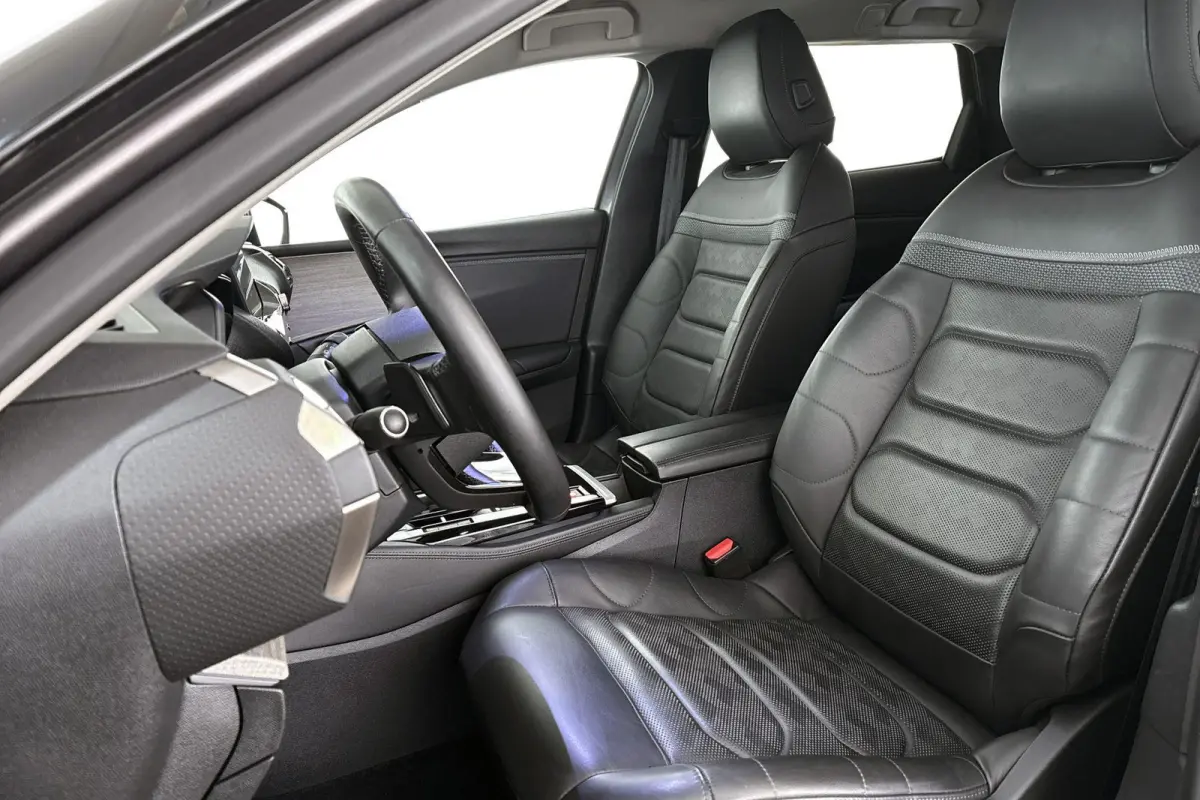 1.6 Plug-in Hybrid 225 Shine Leder Stoel-Stuur-Voorruitverwarming