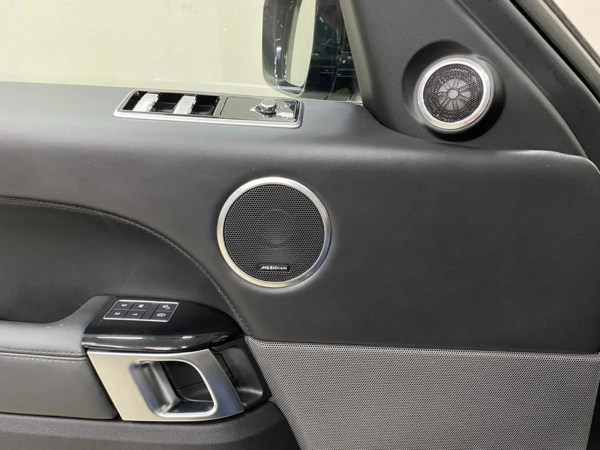 5.0 V8 SC HSE Dynamic | Panoramadak | Standkachel | Stoelkoeling |