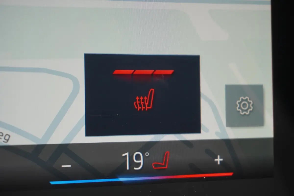 123 xDrive | M Sportpakket Pro | Innovation Pack | Glazen panoramadak | Elektrisch verstelbare stoelen | Harman Kardon HiFi Sound system | Head-Up Display
