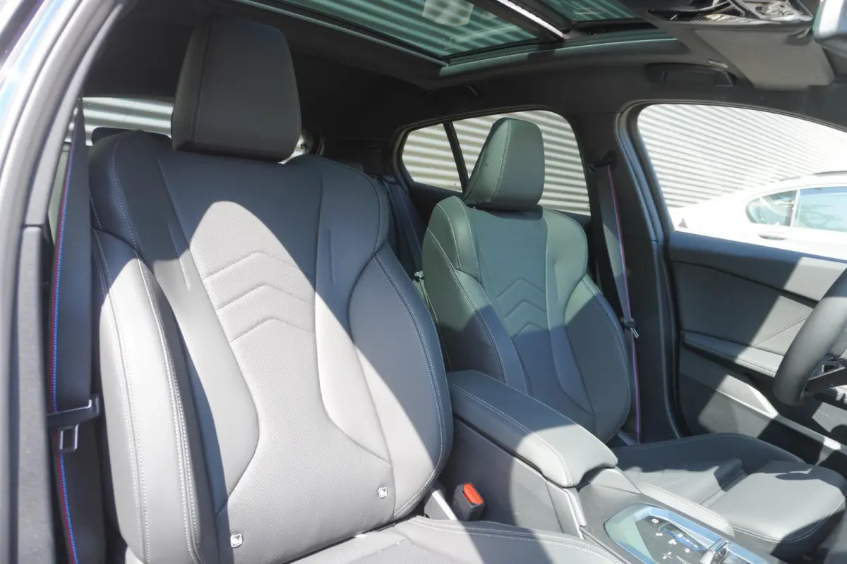 123 xDrive | M Sportpakket Pro | Innovation Pack | Glazen panoramadak | Elektrisch verstelbare stoelen | Harman Kardon HiFi Sound system | Head-Up Display