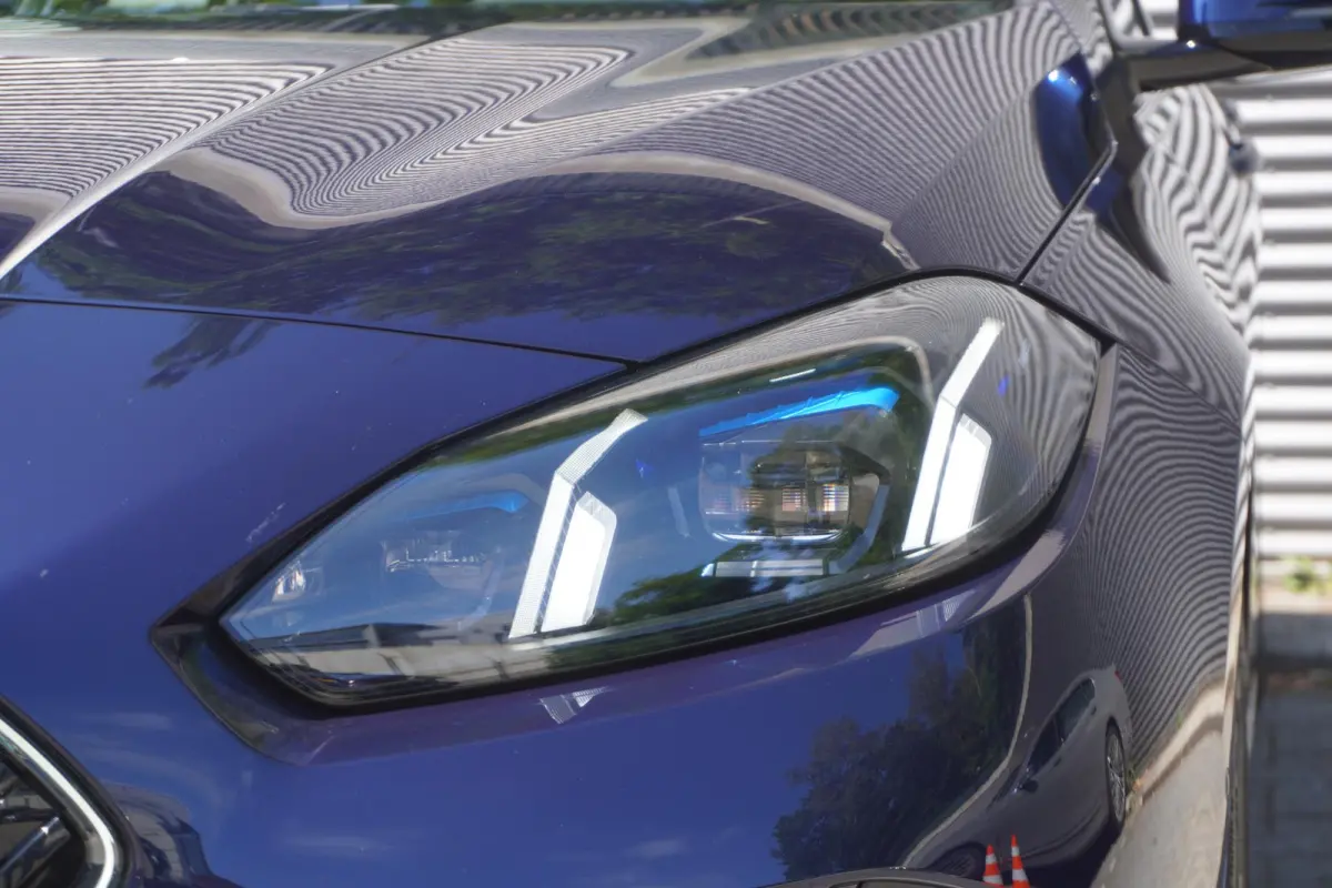 123 xDrive | M Sportpakket Pro | Innovation Pack | Glazen panoramadak | Elektrisch verstelbare stoelen | Harman Kardon HiFi Sound system | Head-Up Display