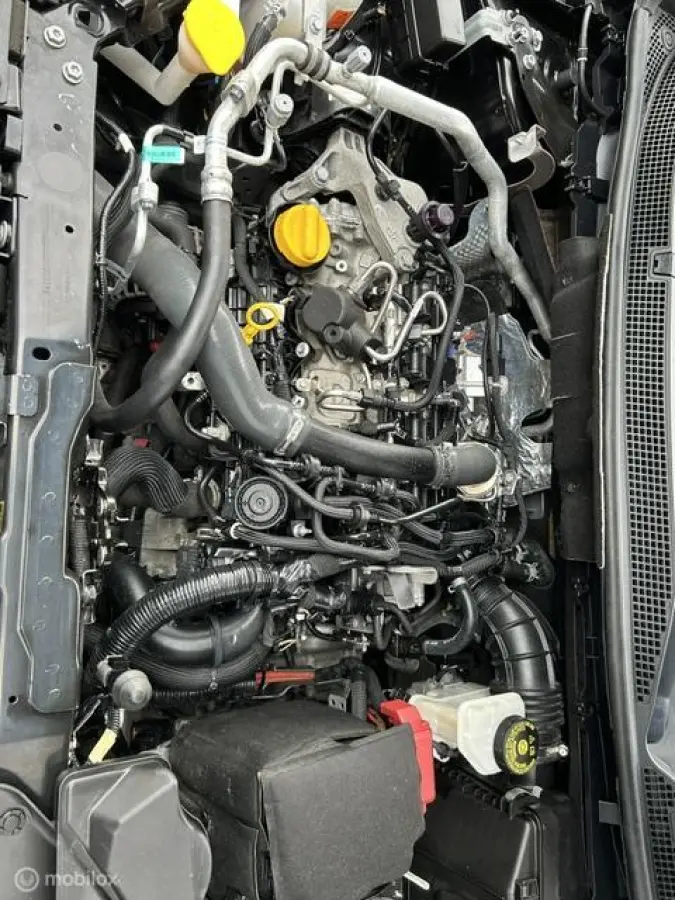 1.3 TCe Black Edition * AUTOMAAT * NAVIGATIE