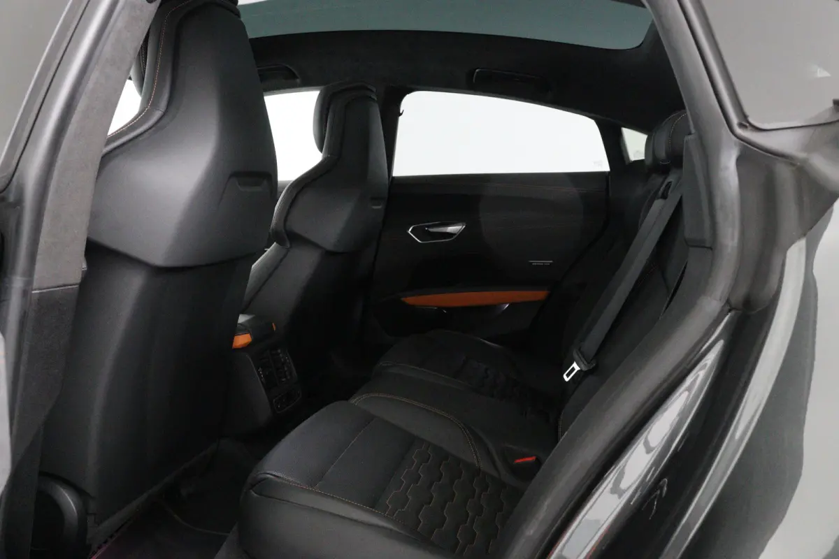 RS Edition One 650PK 93 kWh | Panodak | Unieke Editie! | Laser Led | Memory Seats | Carbon | Head-Up | Luchtvering | Audi Ceramic | Bomvol!!