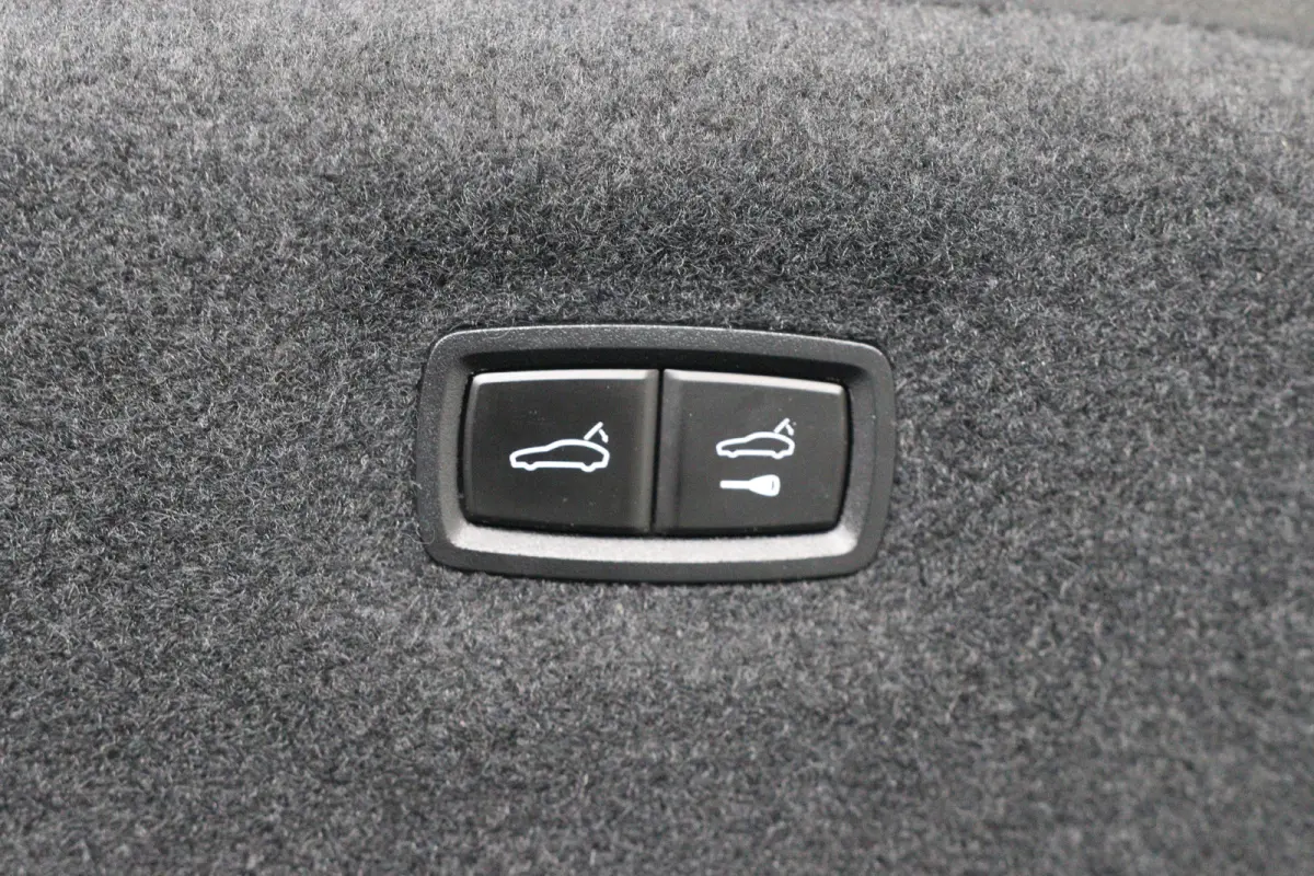 RS Edition One 650PK 93 kWh | Panodak | Unieke Editie! | Laser Led | Memory Seats | Carbon | Head-Up | Luchtvering | Audi Ceramic | Bomvol!!