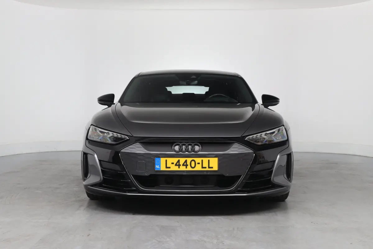 RS Edition One 650PK 93 kWh | Panodak | Unieke Editie! | Laser Led | Memory Seats | Carbon | Head-Up | Luchtvering | Audi Ceramic | Bomvol!!