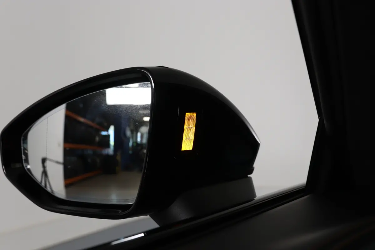 RS Edition One 650PK 93 kWh | Panodak | Unieke Editie! | Laser Led | Memory Seats | Carbon | Head-Up | Luchtvering | Audi Ceramic | Bomvol!!
