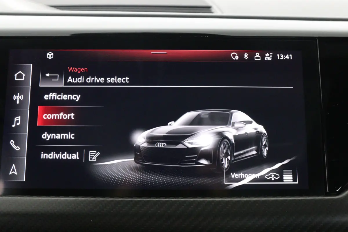 RS Edition One 650PK 93 kWh | Panodak | Unieke Editie! | Laser Led | Memory Seats | Carbon | Head-Up | Luchtvering | Audi Ceramic | Bomvol!!