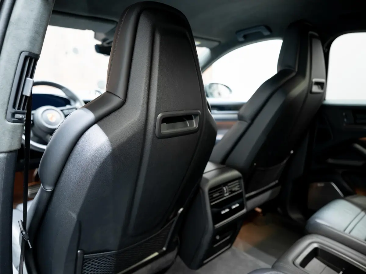 4.0 Turbo E-Hybrid GT | Rear Seat Entertainment | Achterasbest. | Burmester | Bijrijdersdisplay | InnoDrive |