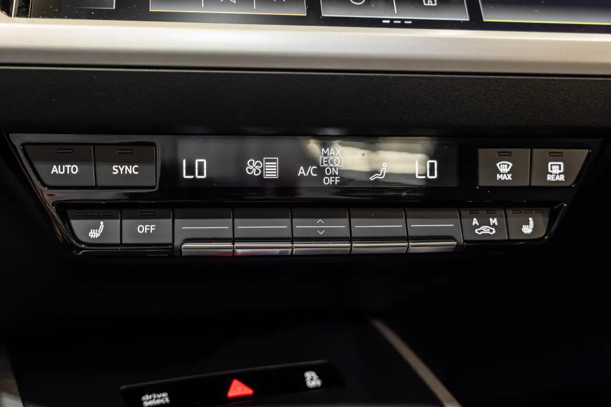 45 quattro S Edition 82 kWh S Line | Stoelverwarming